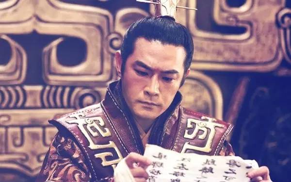 譽王蕭景桓職場里完美的“偽裝者