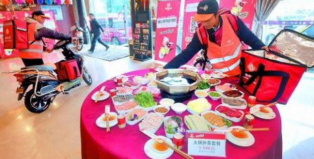 懶人經(jīng)濟(jì)下，火鍋上門服務(wù)火爆全城