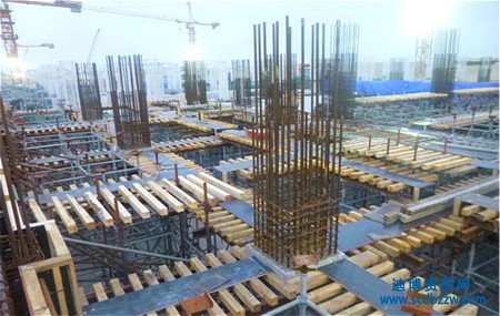 辦理建筑工程施工二級資質(zhì)要準(zhǔn)備那些材料？