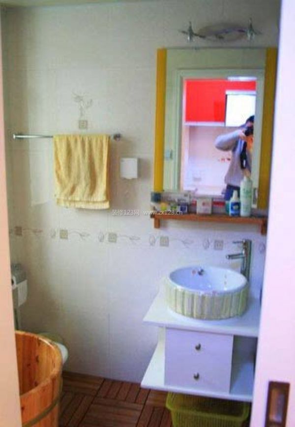 散發陽光氣息的80平小戶型圖片