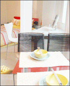 白領單身公寓：小戶型效果圖欣賞