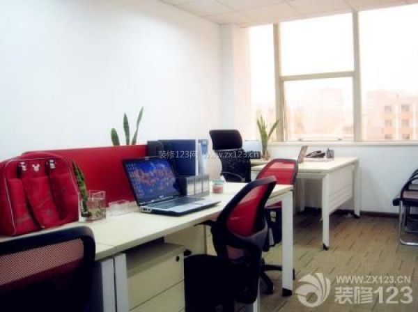 小型辦公室裝修效果圖