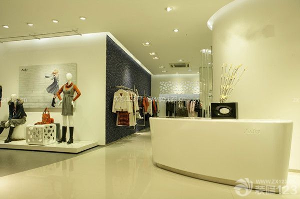 如何裝修服裝店