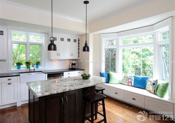 飄窗怎么裝修：飄窗布置