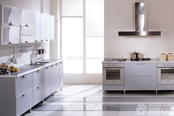 廚房收納巧妙點，節約空間